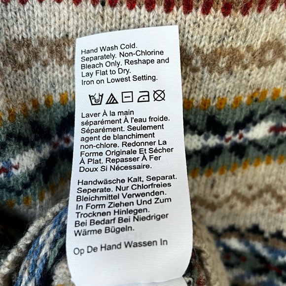 *SOLD* Crew Men’s Fair Isle Lambswool Blend Crew Neck Sweater Small - Picture 7 of 7